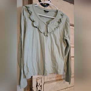 Buffalo David Bitton  ruffled top in like new condition sz. Large